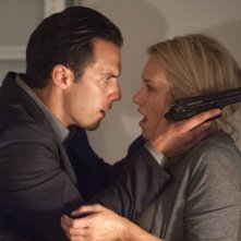 Chosen: Milo Ventimiglia e Nicky Whelan in una scena della prima stagione