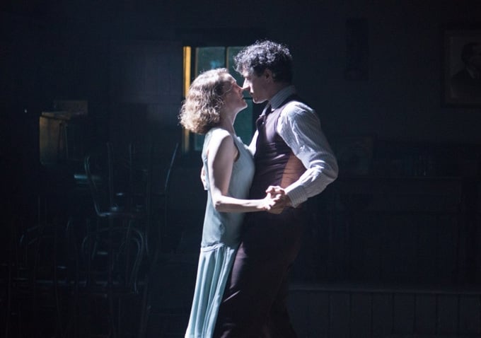 Jimmy's Hall: Barry Ward in una scena di ballo con Simone Kirby