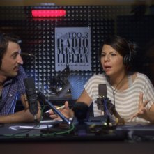 Luca Bizzarri con Geppi Cucciari in Un fidanzato per mia moglie, commedia del 2014