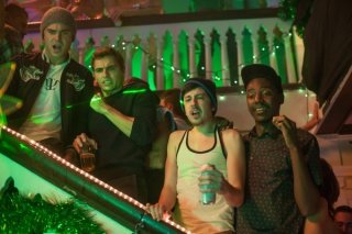 Neighbors: Zac Efron, Dave Franco e Christopher Mintz-Plasse in un locale