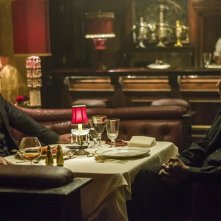 The Equalizer - Il vendicatore: Marton Csokas e Denzel Washington si incontrano in un locale