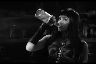 Trailer 2 - Sin City: A Dame to Kill For