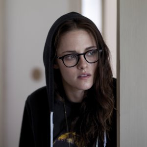 Clouds of Sils Maria: Kristen Stewart in una scena del film