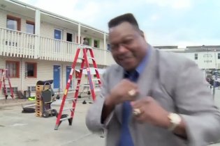 Featurette 'Larry Holmes' - Il grande match