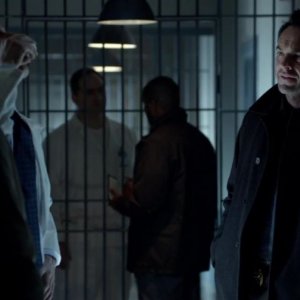 Arrow: Paul Blackthorne nell'episodio Conti in sospeso, della prima stagione