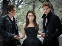 Fallen: il trailer del film tratto dai libri di Lauren Kate