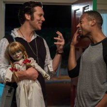Ghost Movie 2 - Questa volta è guerra: Marlon Wayans con Hayes MacArthur in una scena del film