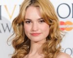 Lily James lascia Downton Abbey