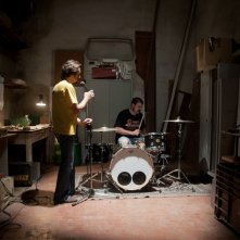 Sogni di gloria: Gabriele Pini in un'immagine del film con Luke Tahiti