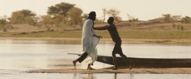 Timbuktu: Ibrahim Ahmed e Mehdi AG Mohamed una scena del film