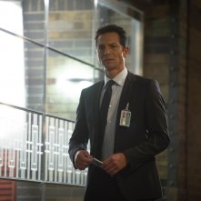 24: Live Another Day, Benjamin Bratt in una scena