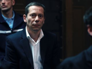 La chambre bleue: Mathieu Amalric, regista e protagonista del film, in una scena