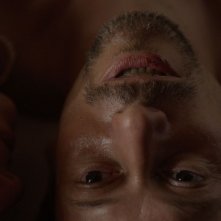La chambre bleue: un primo piano di Mathieu Amalric tratto dal film