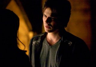 The Vampire Diaries: Ian Somerhalder nell'episodio Home, finale della quinta stagione