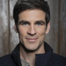 Under the Dome: Eddie Cahill in un'immagine promozionale della seconda stagione della serie