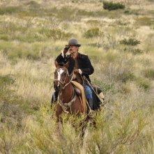Jauja: Viggo Mortensen a cavallo in una scena