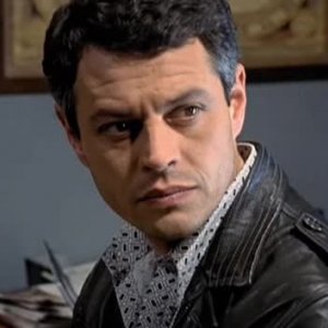 Stefano Pesce in Distretto di Polizia 9