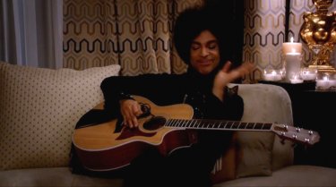 Prince in un episodio della terza stagione di New Girl.