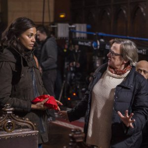 Rosemary's Baby: Zoe Saldana e Agnieszka Holland sul set