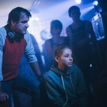 White God: il regista Kornél Mundruczó sul set con la piccola protagonista Zsófia Psotta