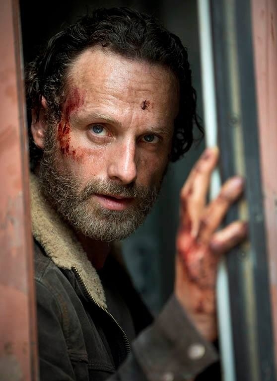 The Walking Dead: Andrew Lincoln nella prima immagine della 5 stagione