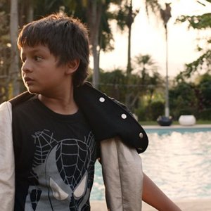 Gente de bien: il piccolo Brayan Santamaria in una scena del film