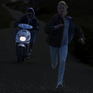 When Animals Dream: Sonia Suhl in una concitata scena del film horror