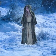 Maleficent: Elle Fanning in una scena nei panni della Principessa Aurora