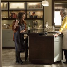 The Good Wife: Stockard Channing e Mary Beth Peil nell'episodio A Weird Year