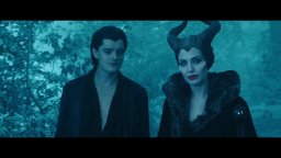 Featurette 'La luce e le tenebre' - Maleficent