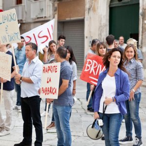 Pane e burlesque: Caterina Guzzanti in una scena del film