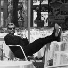 Marcello Mastroianni in una scena di 8½