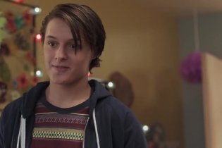 Trailer - Red Band Society