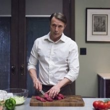 Hannibal: Mads Mikkelsen durante un momento dell'episodio Mizuomono