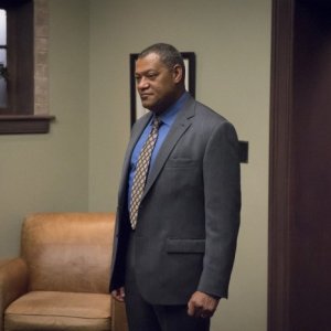 Hannibal: Laurence Fishburne in una scena di Mizumono