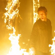 The Smoke: Jamie Bamber nell'ottavo episodio