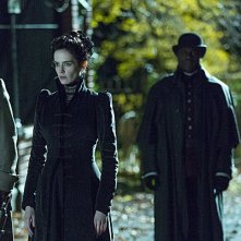 Penny Dreadful: Danny Sapani, Timothy Dalton, Eva Green, Josh Hartnett nell'episodio Resurrection