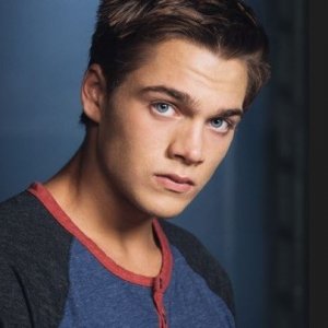 Teen Wolf: Dylan Sprayberry in un'immagine promozionale per la quarta stagione