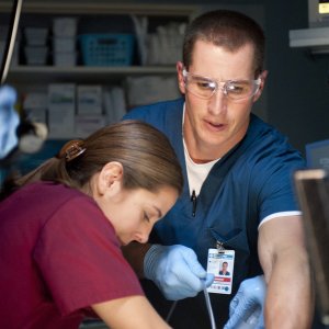 The Night Shift: Brendan Fehr nel primo episodio della serie