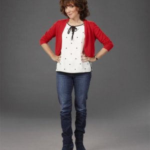 Working the Engels: Andrea Martin in un'immagine promozionale