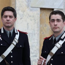 A testa alta: Ettore Bassi e Giovanni Scifoni in una scena della fiction Rai