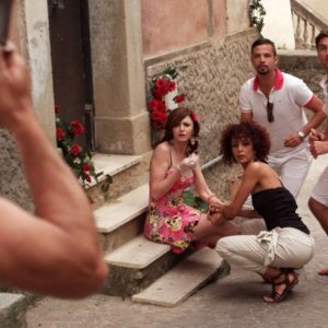 Quando si muore... si muore: una scena di gruppo tratta dal film