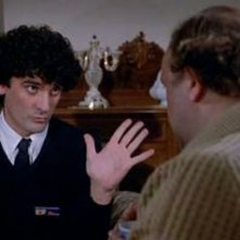 Massimo Troisi e Renato Scarpa (di spalle) in Ricomincio da tre