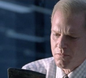 The Walking Dead: Noah Emmerich nel ruolo del dottor Edwin Jenner