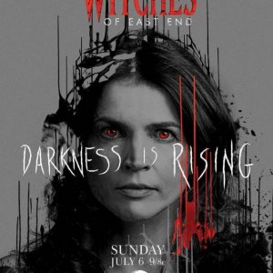 Le streghe dell'East End: character poster per Julia Ormond