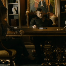 Gomorra - la serie, stagione 1: Salvatore Esposito con Maria Pia Calzone