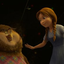 Il magico mondo di Oz: Dorothy in una scena del film con Wiser il gufo