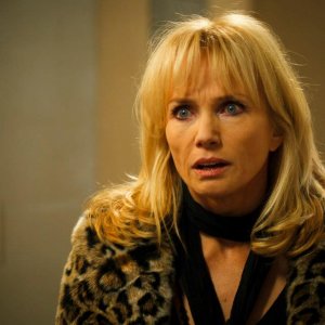 Rebecca De Mornay in una scena del film horror 1303