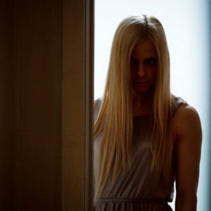 1303: Kathleen Mackey in una scena dell'horror