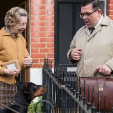 Mr. Sloane: Nick Frost in una scena della serie